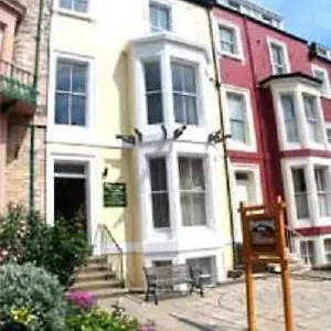pinewood-house-whitby.yorkshirehotels.net/
